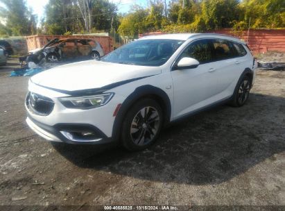 2018 BUICK REGAL TOURX PREFERRED White  Gasoline W04GU8SX8J1090550 photo #3