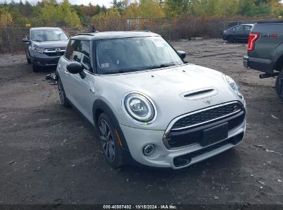 2021 MINI HARDTOP COOPER S White  Gasoline WMWXR5C06M2M95633 photo #1