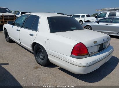 1999 FORD CROWN VICTORIA White  Gasoline 2FAFP73W0XX129114 photo #4