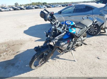 2015 TRIUMPH MOTORCYCLE TIGER 800XCX Blue  Gasoline SMTE07BF1FT690267 photo #3