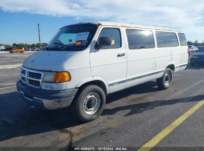 2002 DODGE RAM WAGON 3500 White  Gasoline 2B5WB35Z82K113170 photo #3