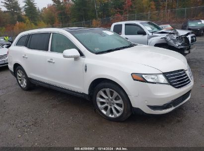 2018 LINCOLN MKT RESERVE White  gas 2LMHJ5ATXJBL00750 photo #1