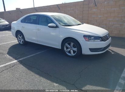 2012 VOLKSWAGEN PASSAT 2.5L SE White  Gasoline 1VWBP7A36CC010294 photo #1