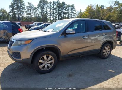 2011 KIA SORENTO LX Tan  Gasoline 5XYKT3A13BG085129 photo #3