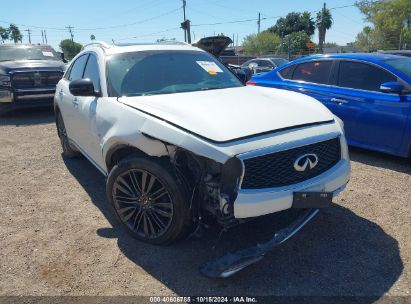 2017 INFINITI QX70 White  Gasoline JN8CS1MU4HM143052 photo #1