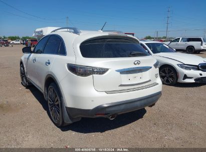 2017 INFINITI QX70 White  Gasoline JN8CS1MU4HM143052 photo #4