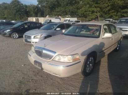 2003 LINCOLN TOWN CAR CARTIER Cream  Gasoline 1LNHM83W53Y678475 photo #3