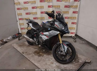 2016 BMW S 1000 XR White  Gasoline WB10D1303GZ463260 photo #1