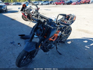 2023 KTM 390 DUKE MD2JPJ405PN205711 photo #3