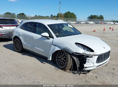 2018 PORSCHE MACAN White  Gasoline WP1AA2A59JLB20630 photo #1