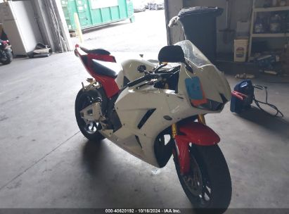 2013 HONDA CBR600 RR White  Other JH2PC4064DK600104 photo #1