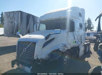 2020 VOLVO VNL White  Diesel 4V4NC9EJ8LN249080 photo #3