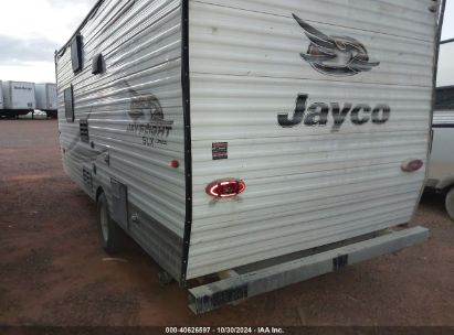 2020 JAYCO JAYFLIGHT White  Other 1UJBJ0AJ7L17A0153 photo #4