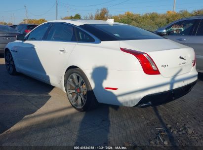 2018 JAGUAR XJ White  Gasoline SAJXJ2GD2J8W14746 photo #4