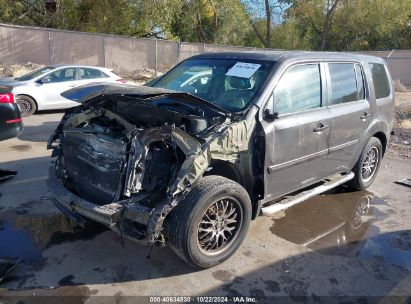 2012 HONDA PILOT EX-L Gray  Gasoline 5FNYF3H55CB043063 photo #3