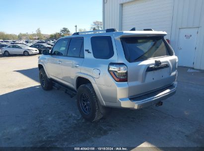 2017 TOYOTA 4RUNNER TRD OFF ROAD PREMIUM Silver  Gasoline JTEBU5JR0H5461734 photo #4