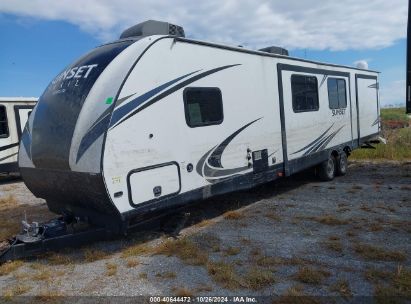 2019 KEYSTONE RV OTHER White  Other 4YDT33122K5350786 photo #3