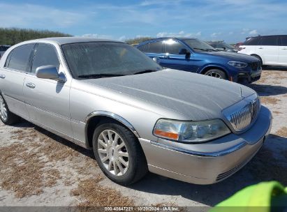 2007 LINCOLN TOWN CAR SIGNATURE Silver  Gasoline 1LNHM81WX7Y604526 photo #1