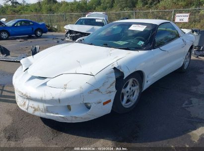 2002 PONTIAC FIREBIRD White  Gasoline 2G2FS22K322118628 photo #3