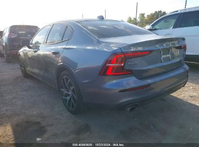 2020 VOLVO S60 T6 MOMENTUM Gray  Gasoline 7JRA22TK5LG060571 photo #4