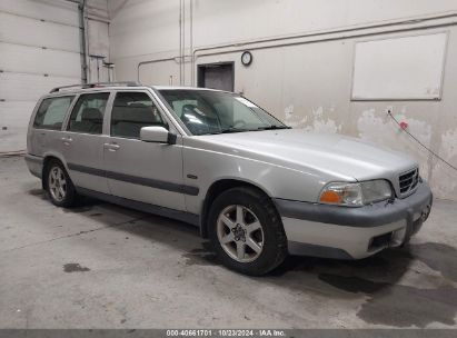 1998 VOLVO V70 AWD Silver  Gasoline YV1LZ5648W2436547 photo #1