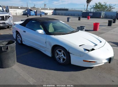 1997 PONTIAC FIREBIRD White  Gasoline 2G2FS32K3V2204130 photo #1