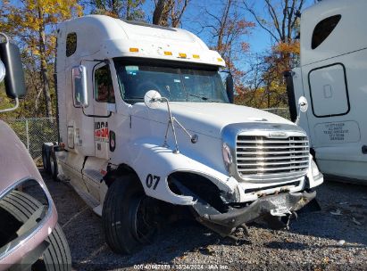 2007 FREIGHTLINER COLUMBIA White  Diesel 1FUJA6CK67LX83490 photo #1