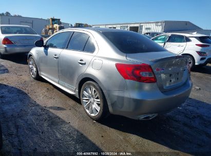 2011 SUZUKI KIZASHI SPORT GTS Silver  Gasoline JS2RF9A66B6110425 photo #4