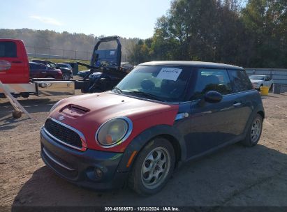 2011 MINI COOPER Red  Gasoline WMWSU3C52BT092572 photo #3