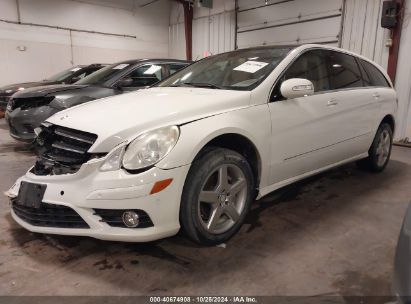 2010 MERCEDES-BENZ R 350 4MATIC White  Gasoline 4JGCB6FE6AA110474 photo #3