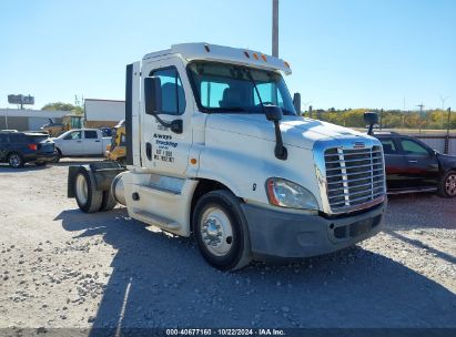 2013 FREIGHTLINER CASCADIA 125   Diesel 1FUBGDDV4DLFD7371 photo #1