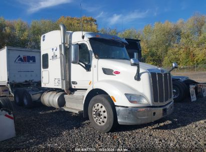 2018 PETERBILT 579 White  Diesel 1XPBDP9X8JD421172 photo #1