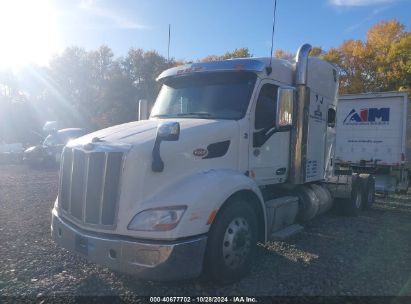 2018 PETERBILT 579 White  Diesel 1XPBDP9X8JD421172 photo #3