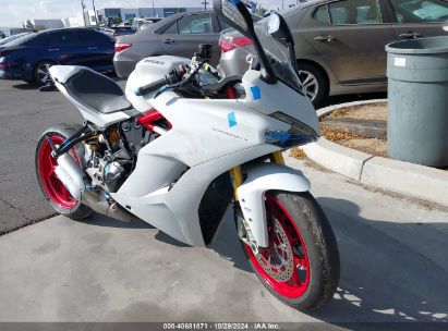 2018 DUCATI SUPERSPORT White  Gasoline ZDMVABDS4JB003441 photo #1