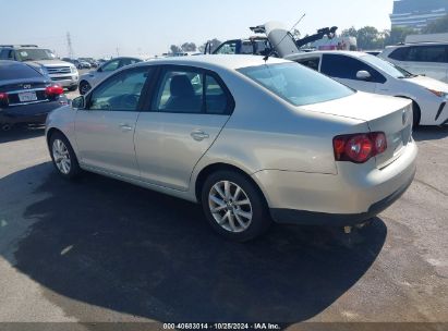 2010 VOLKSWAGEN JETTA LIMITED EDITION Silver  Gasoline 3VWRZ7AJ6AM165091 photo #4