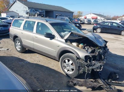 2002 VOLVO V70 XC Tan  Gasoline YV1SZ58D321068237 photo #1