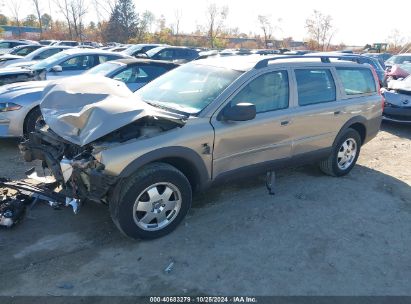 2002 VOLVO V70 XC Tan  Gasoline YV1SZ58D321068237 photo #3