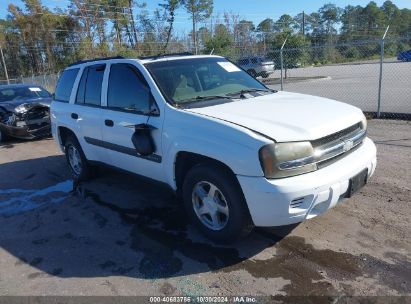 2004 CHEVROLET TRAILBLAZER LS White  Gasoline 1GNDS13S142438011 photo #1