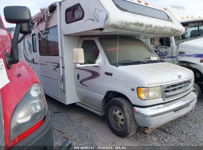 2002 FORD ECONOLINE E450 SUPER DUTY CUTWY VAN White  Gasoline 1FDXE45S42HB27318 photo #1