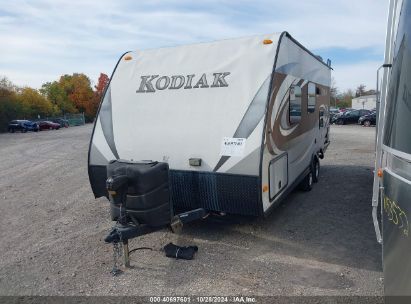 2014 DUTCHMAN KODIAK White  Other 47CTS5L25EK176375 photo #3