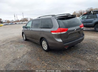 2014 TOYOTA SIENNA XLE V6 8 PASSENGER Silver  Gasoline 5TDYK3DC5ES524266 photo #4