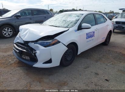 2018 TOYOTA COROLLA LE White  Gasoline 2T1BURHE2JC068342 photo #3