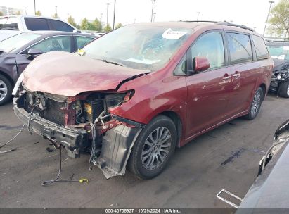 2018 TOYOTA SIENNA XLE/XLE PREMIUM/LIMITED/LIMITED PREMIUM Red  Gasoline 5TDYZ3DC6JS930868 photo #3