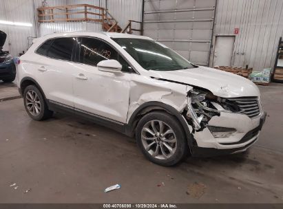 2015 LINCOLN MKC White  Gasoline 5LMCJ1A9XFUJ32366 photo #1