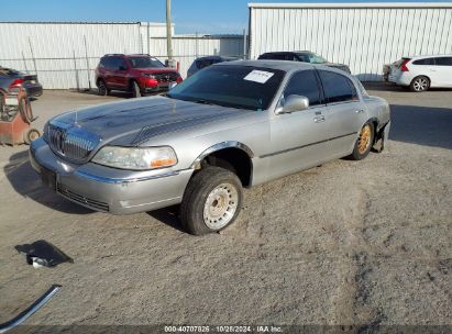 2007 LINCOLN TOWN CAR SIGNATURE Red  Flexible Fuel 1LNHM81V27Y633655 photo #3