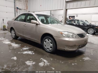 2006 TOYOTA CAMRY LE/XLE/SE Gold  Gasoline 4T1BE32K06U132229 photo #1