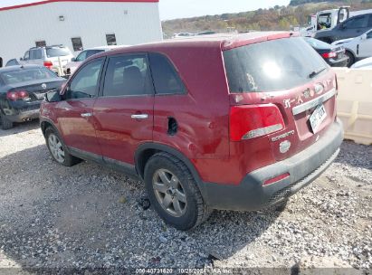 2011 KIA SORENTO LX Red  Gasoline 5XYKT3A19BG024223 photo #4