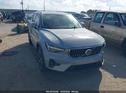 2024 VOLVO XC40 B5 PLUS BRIGHT THEME Gray  Gasoline YV4L12UE8R2217967 photo #1