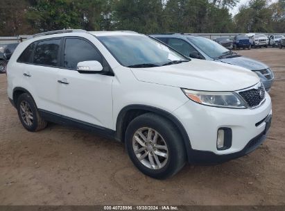 2015 KIA SORENTO LX White  Gasoline 5XYKT4A65FG558486 photo #1