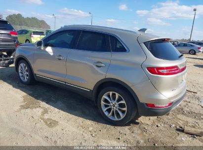 2015 LINCOLN MKC Gold  Gasoline 5LMCJ1A93FUJ05283 photo #4